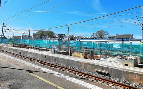 Les fondations ont été forées il y a quelques jours sur le quai de la gare de Vannes, pour l’un des appuis de la future passerelle, qui fera 62 mètres de long.